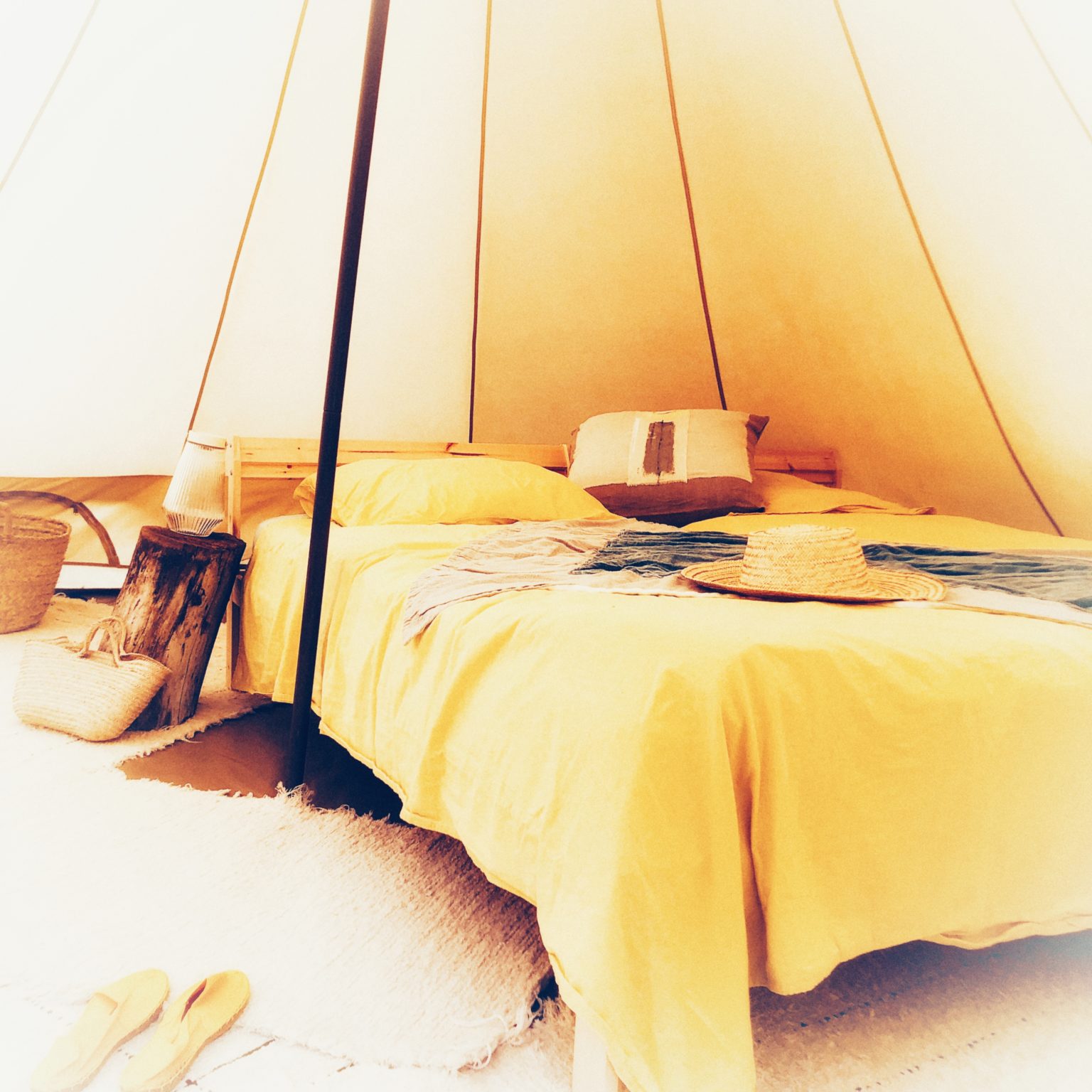 tente avec un lit double