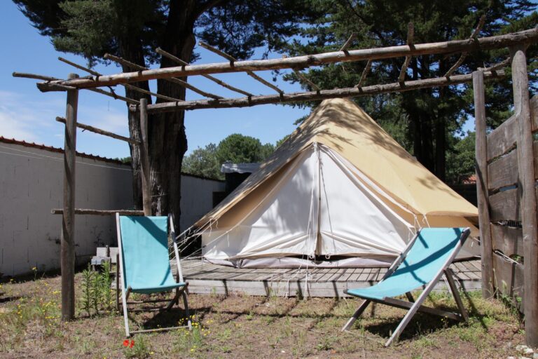 tipis 2